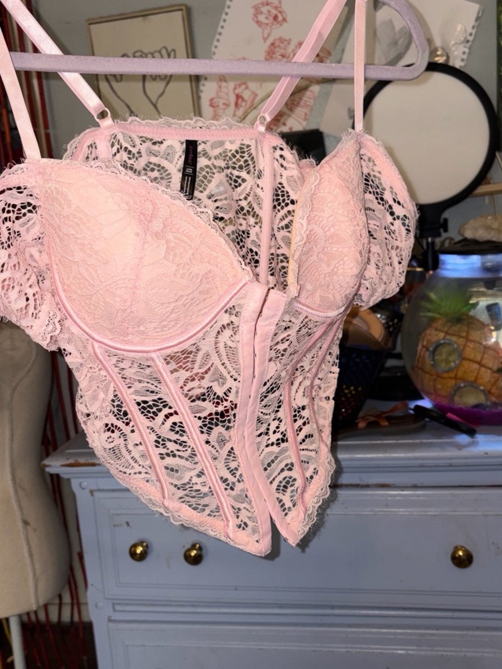 Delicate Lace Pink Bustier with Structured Underwire Support